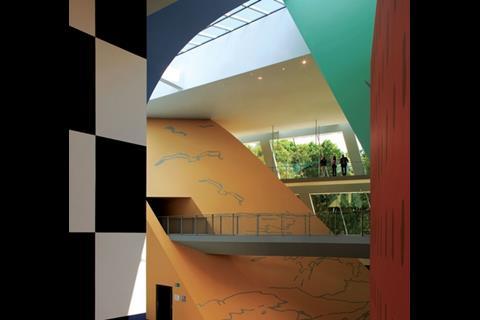 The building’s four internal volumes pay homage to Hergé’s art